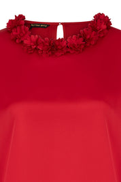 Blusa Sesgo Cuello Pétalos Rojo