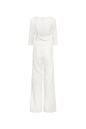 The Enterizo V Ivory Wide-Leg Jumpsuit — back view with zipper closure and Bettina Spitz label