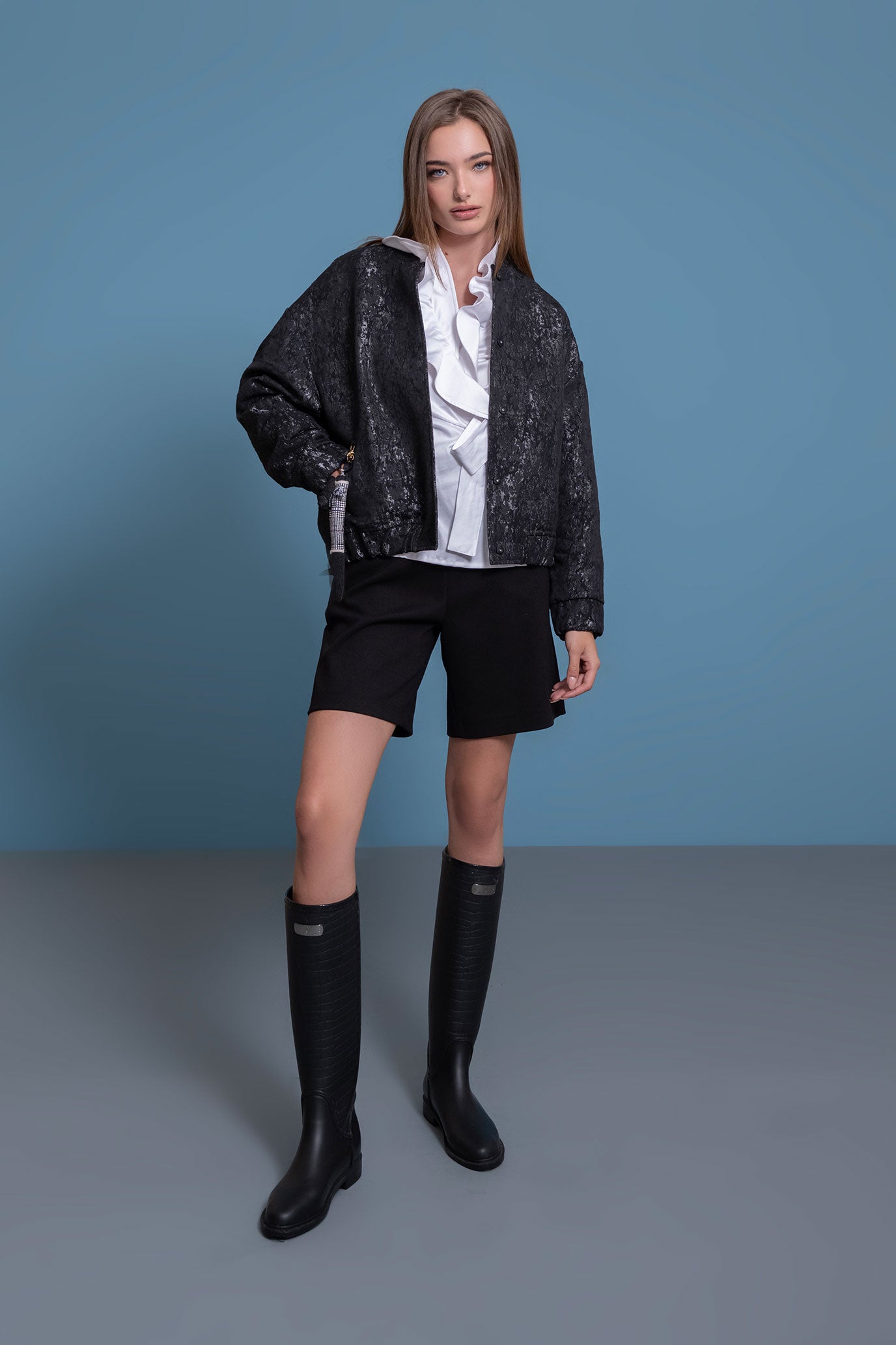 Black Milo Bermudas