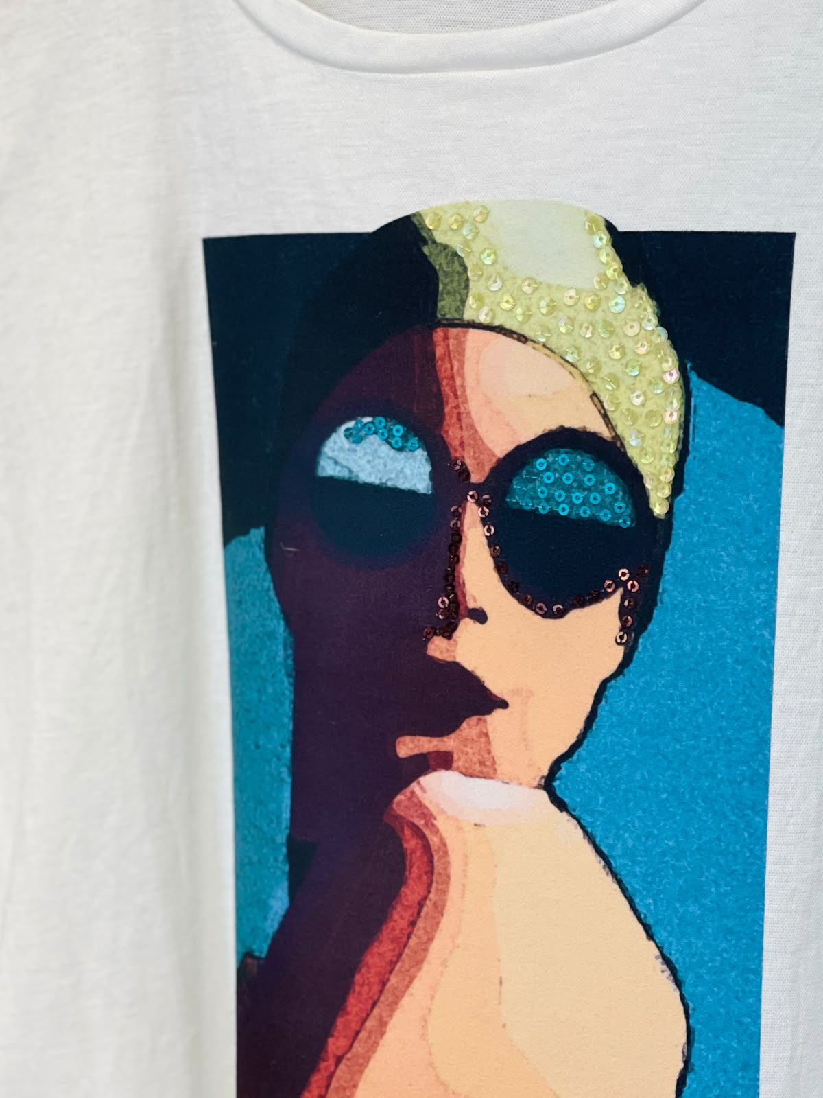 Ivory Art Print T-Shirt with Sequin Embellishment